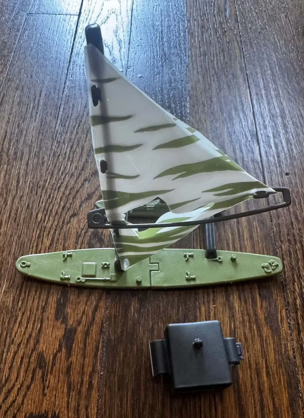 VTG 1984 Hasbro G.I. Joe ARAH M.A.N.T.A. Windsurfer MAIL-AWAY GI MANTA (W/O GUN)